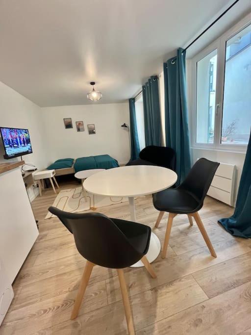 Apartamento Le Feutrier - Au Pied Du Sacre Coeur Paris
